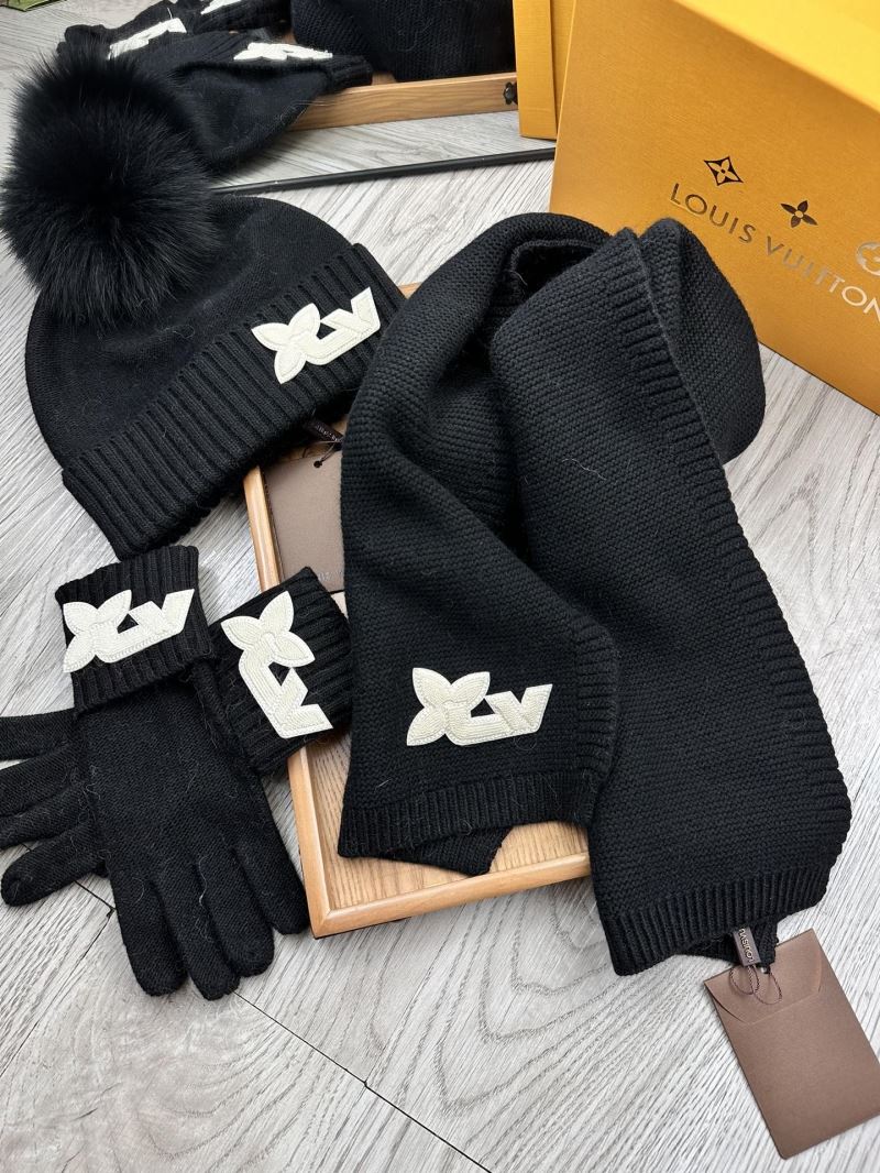 Louis Vuitton Caps Scarfs